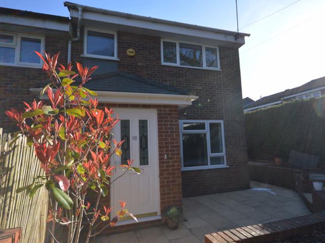 3 bedroom Semi detached house to rent