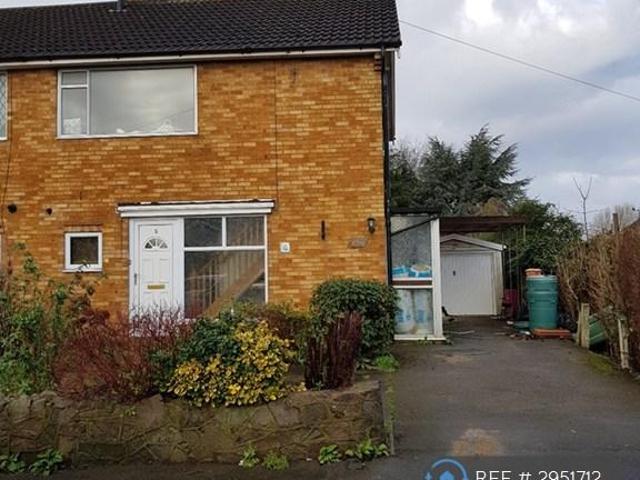 3 bedroom semi detached house to rent