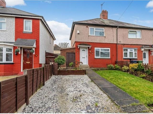 3 bedroom semi detached house to rent