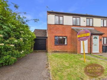 3 bedroom semi detached house to rent