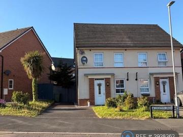 3 bedroom semi detached house to rent