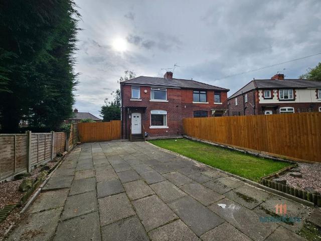 3 bedroom semi detached house to rent