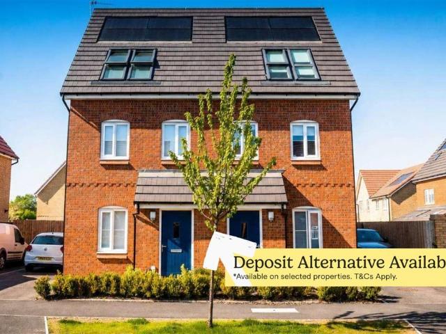 3 bedroom semi detached house to rent