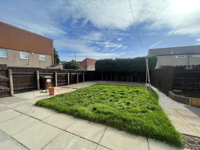 3 bedroom semi detached house to rent