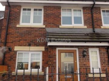3 bedroom semi detached house to rent