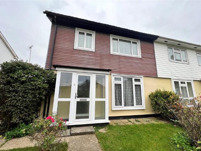 3 bedroom semi detached house to rent