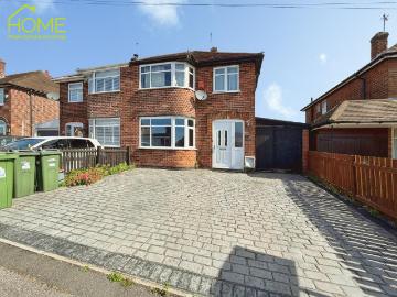 3 bedroom semi detached house to rent