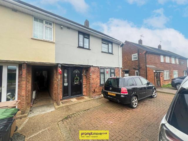 3 bedroom semi detached house to rent