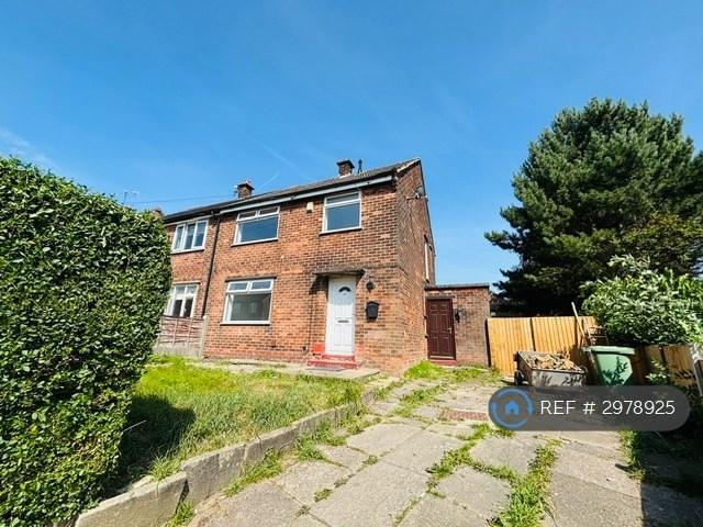3 bedroom semi detached house to rent