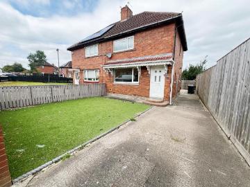 3 bedroom semi detached house to rent