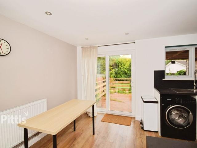 3 bedroom semi detached house to rent
