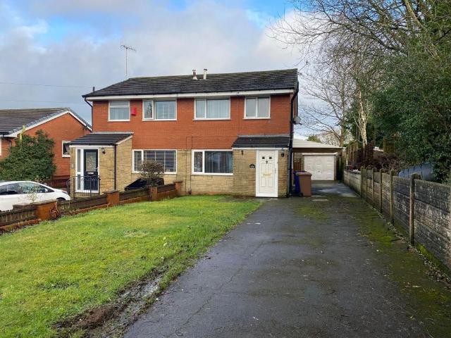 3 bedroom semi detached house to rent
