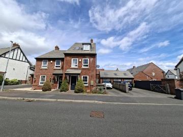 3 bedroom semi detached house to rent