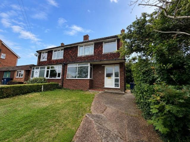 3 bedroom semi detached house to rent