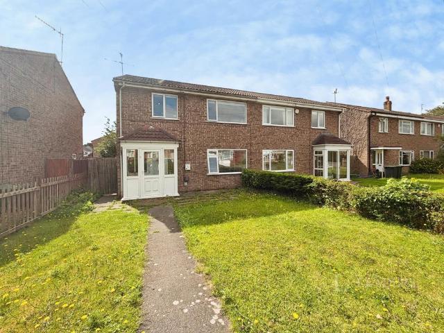 3 bedroom semi detached house to rent