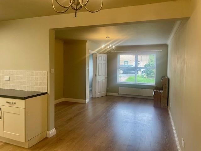 3 bedroom semi detached house to rent