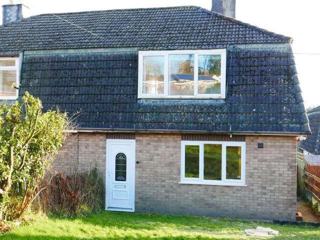 3 bedroom semi detached house to rent