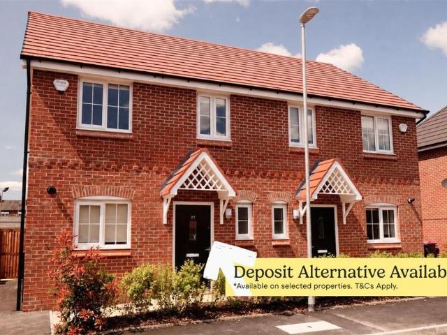 3 bedroom semi detached house to rent