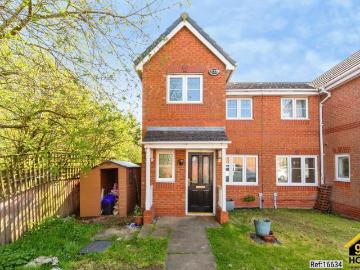 3 bedroom semi detached house to rent