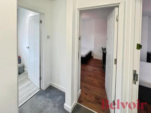 3 bedroom semi detached house to rent