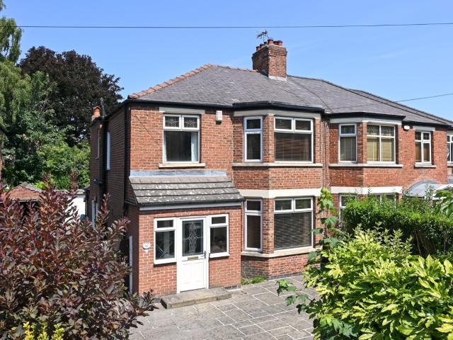 3 bedroom semi detached house to rent