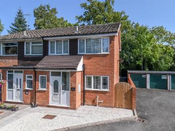 3 bedroom semi detached house to rent