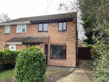 3 bedroom semi detached house to rent