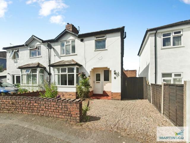 3 bedroom semi detached house to rent