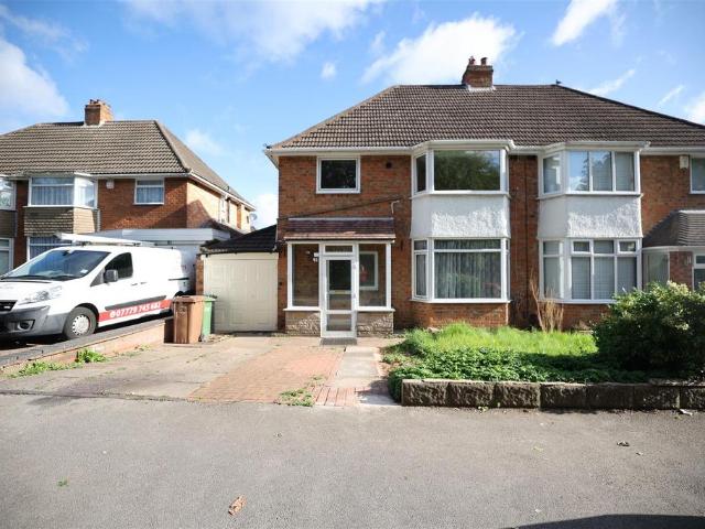 3 bedroom semi detached house to rent