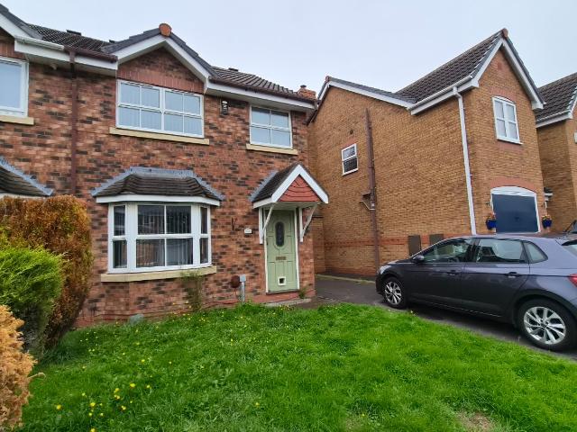 3 bedroom semi detached house to rent