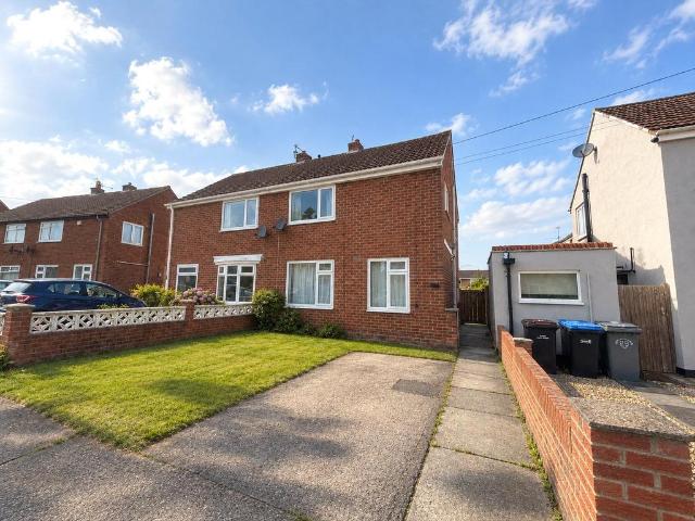 2 bedroom semi detached house to rent