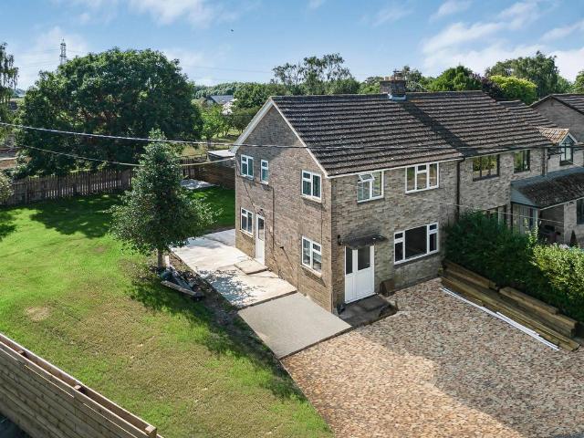 3 bedroom semi detached house to rent