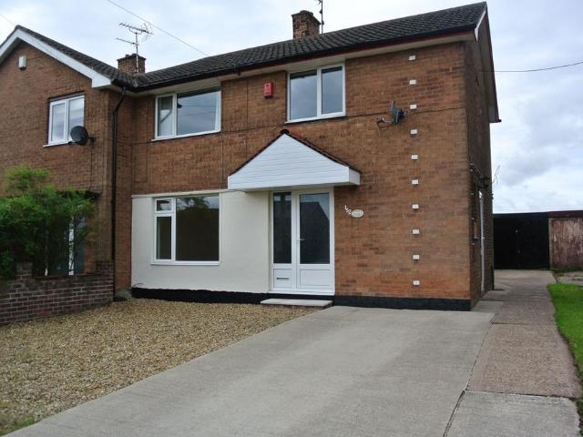 3 bedroom semi detached house to rent