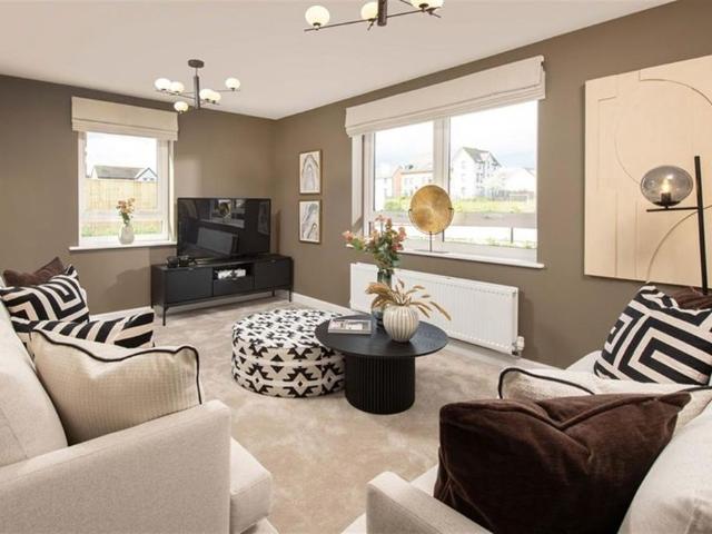 3 bedroom semi detached house to rent