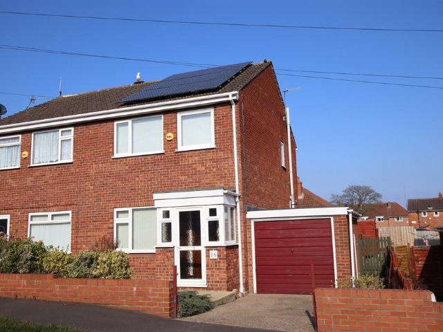 3 bedroom semi detached house to rent