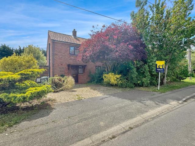 3 bedroom semi detached house to rent
