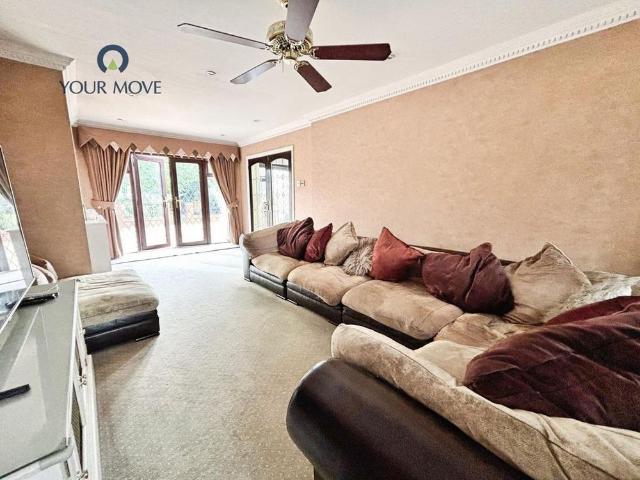 3 bedroom semi detached house to rent