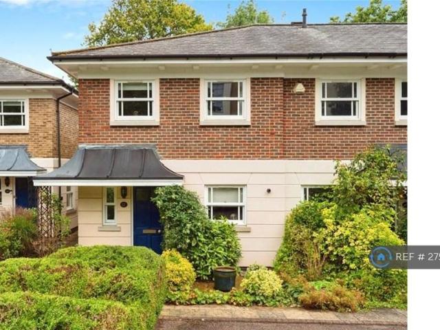 3 bedroom semi detached house to rent
