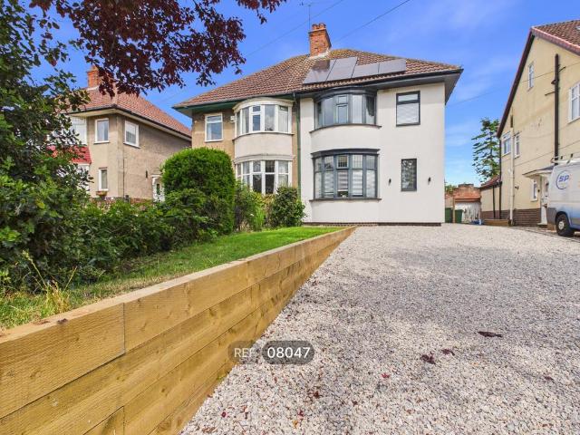 3 bedroom semi detached house to rent
