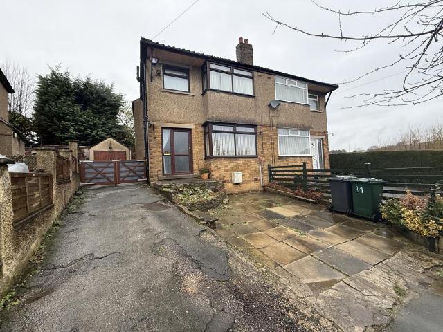 3 bedroom semi detached house to rent