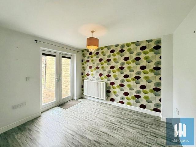 3 bedroom semi detached house to rent