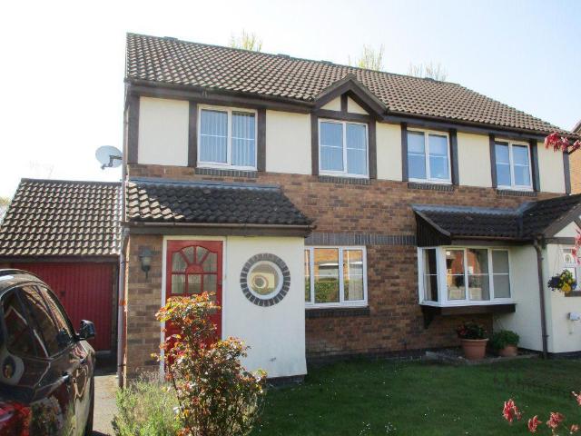 3 bedroom semi detached house to rent