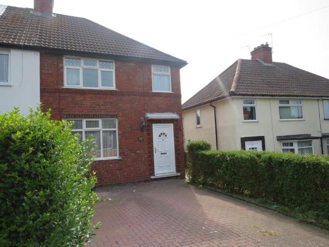 3 bedroom semi detached house to rent