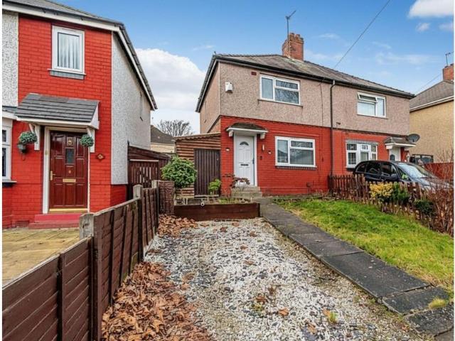 3 bedroom semi detached house to rent