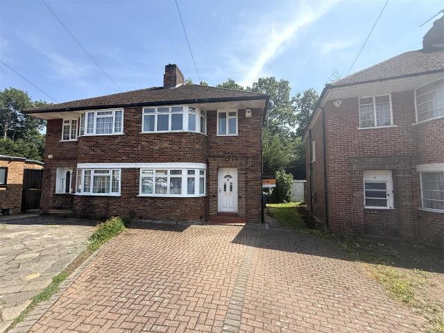 3 bedroom Semi detached house to rent
