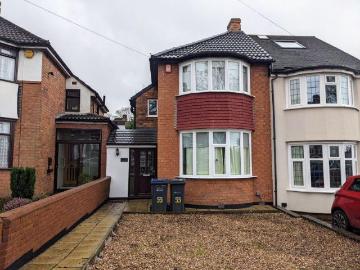 3 bedroom semi detached house to rent