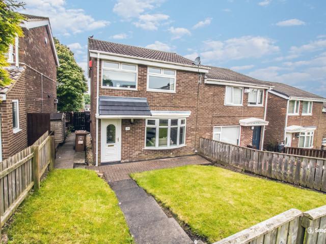 3 bedroom semi detached house to rent