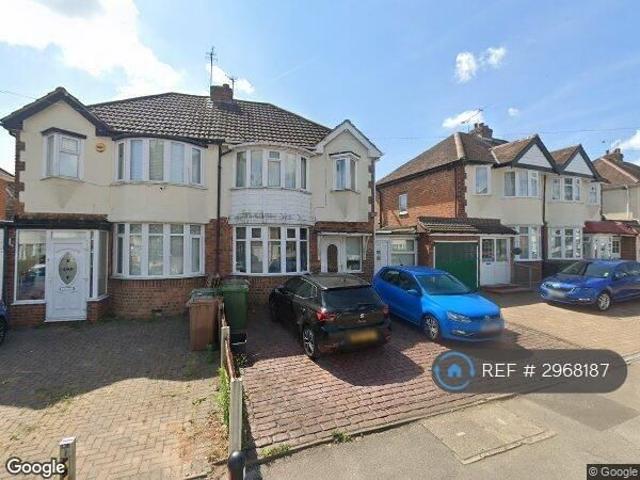 3 bedroom semi detached house to rent