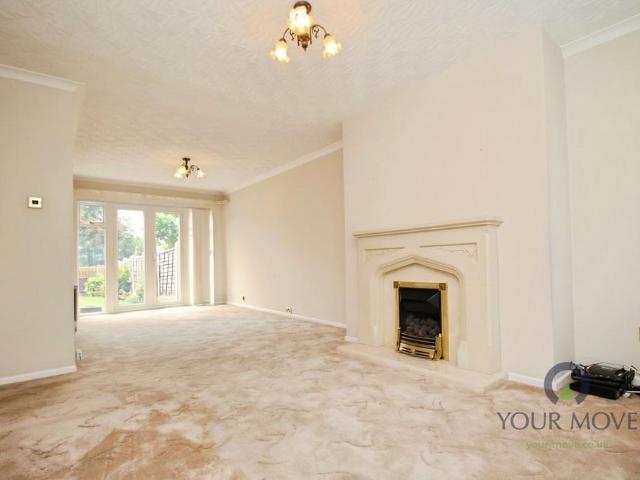 3 bedroom semi detached house to rent