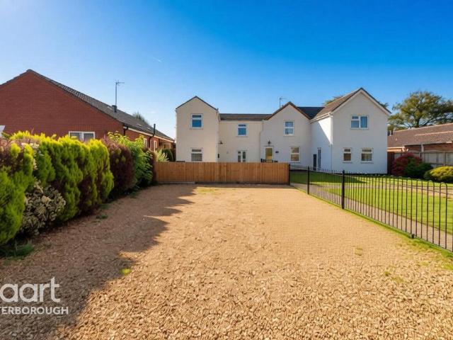 3 bedroom semi detached house to rent